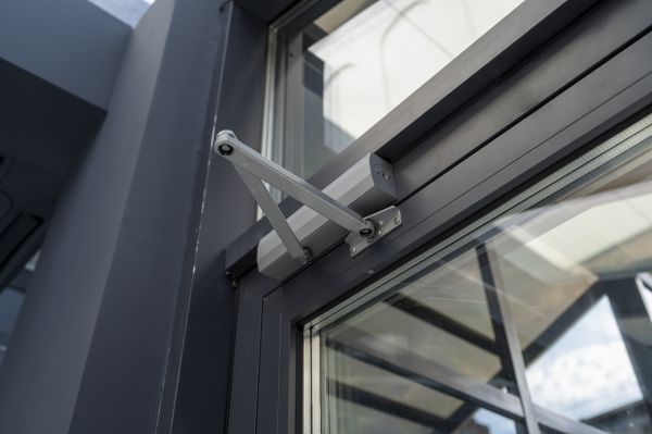 Door Closer Mounting in Chattanooga