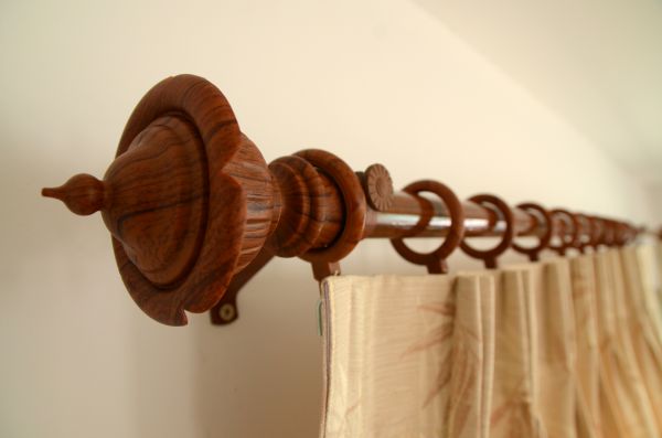 Curtain Rod Mounting in Chattanooga